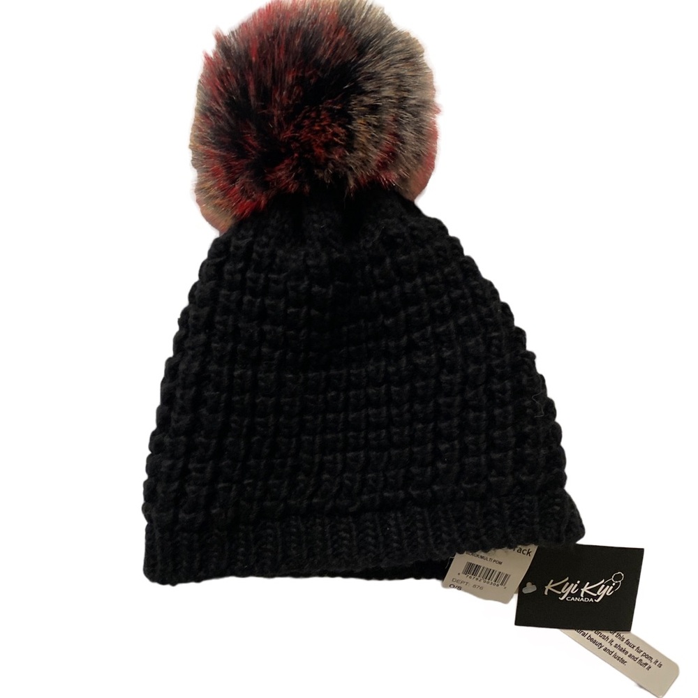 NWT KYI KYI CANADA BLACK MULTI POM HAT ❄️🌨🌬🌥⛈⛄️☃️🏂⛷🎿